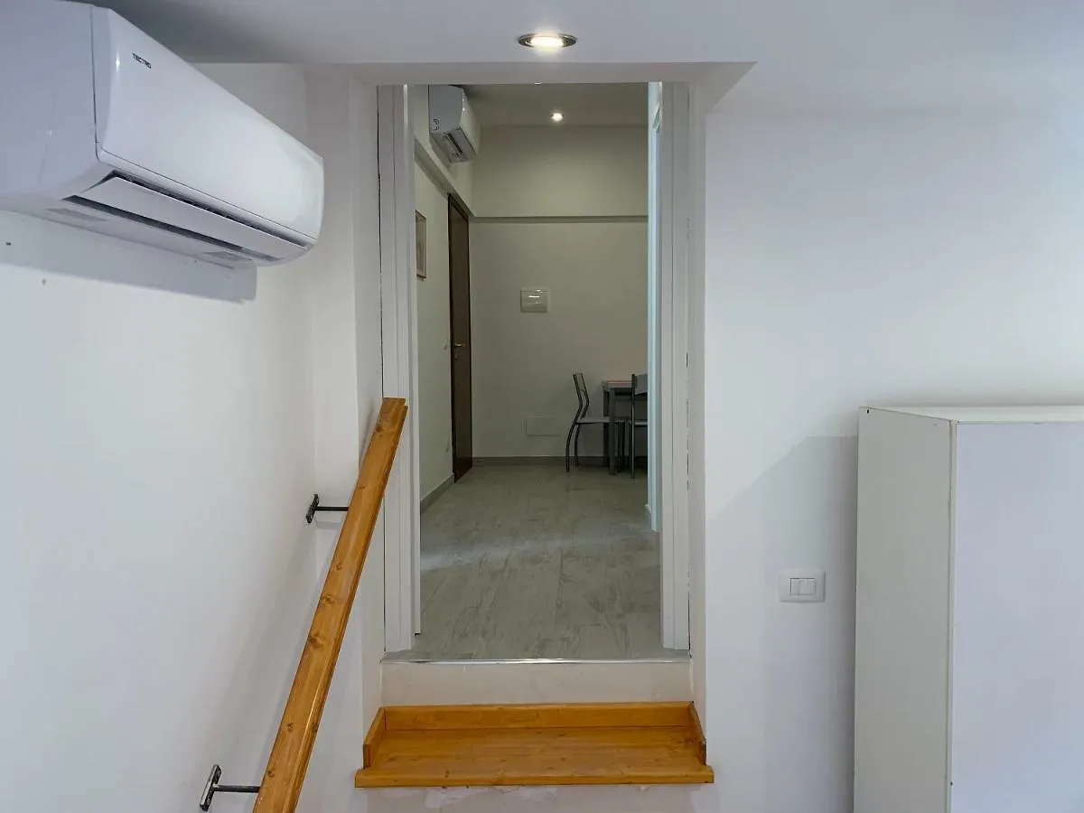 Deni'S Apartments Per 4 Syracuse Italia