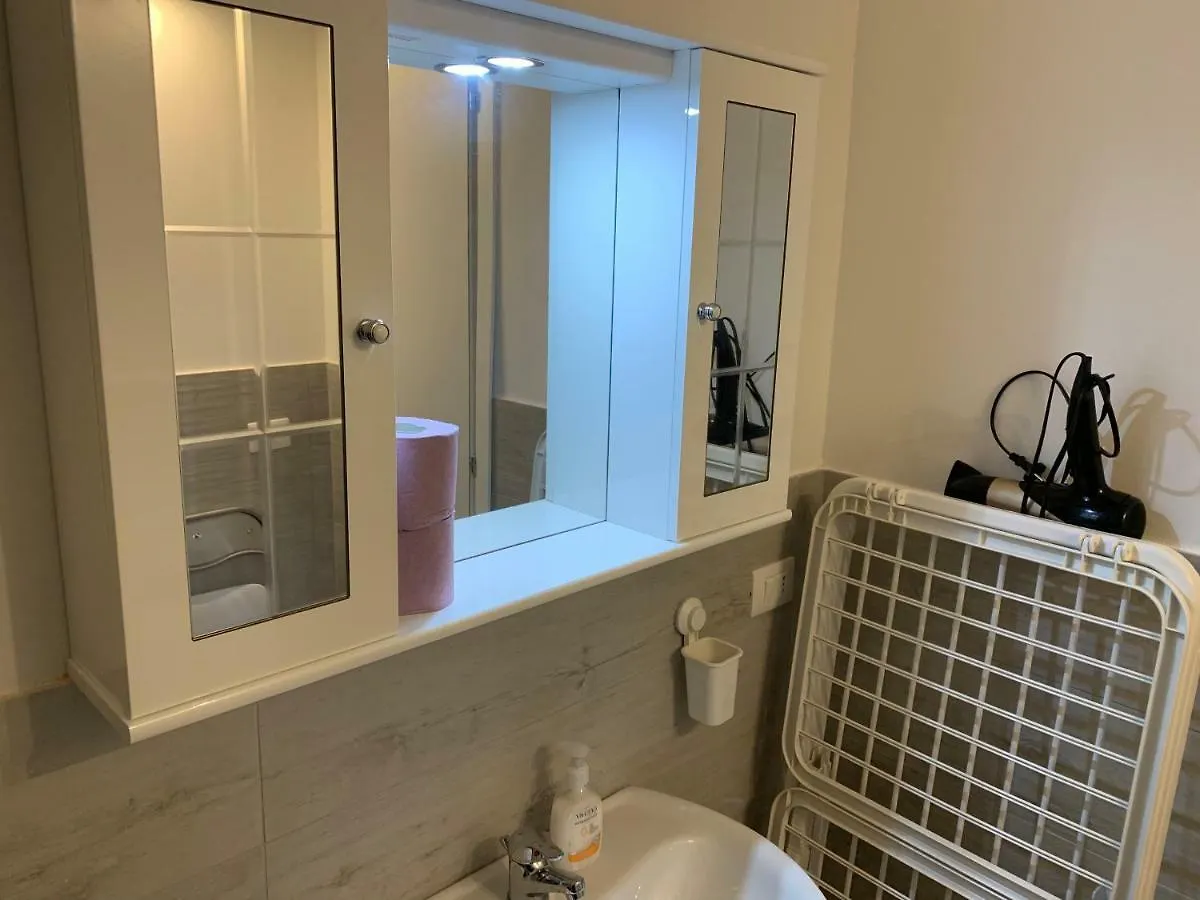 Deni'S Apartments Per 4 Syracuse Italia