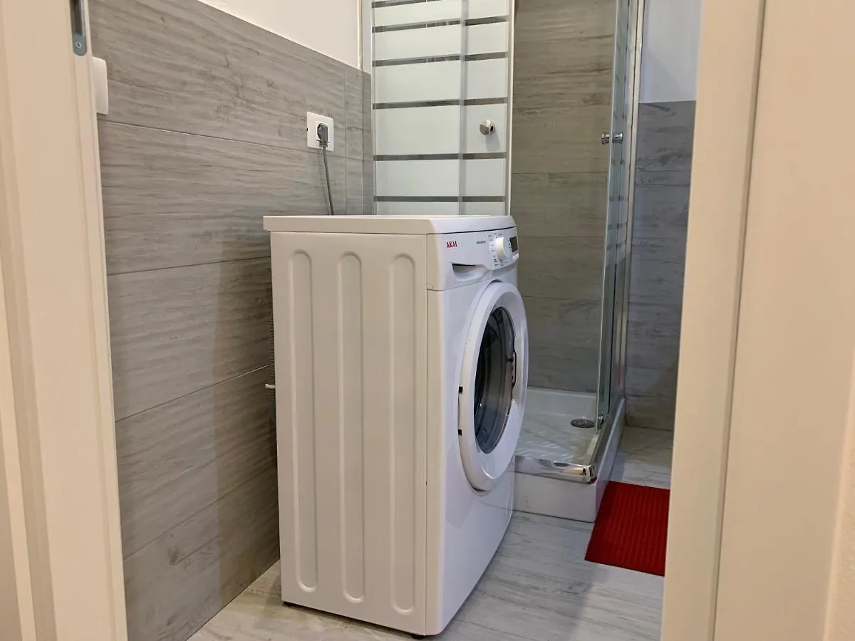 Deni'S Apartments Per 4 Syracuse