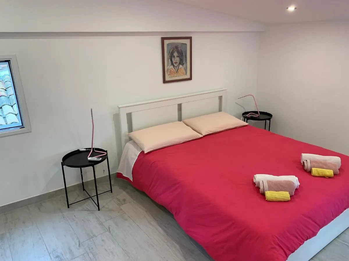 Deni'S Apartments Per 4 Syracuse